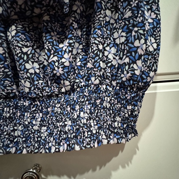1.STATE Puff Sleeve Blue Floral Print Crew Neck Blouse Medium - Picture 5 of 6
